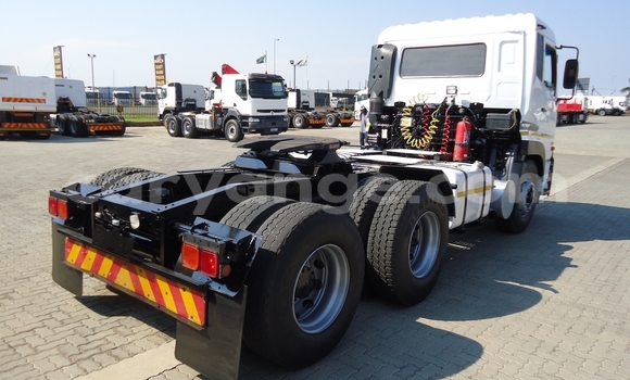 Acheter Occasion Utilitaire Nissan UD Blanc à Arandis, Kunene Acheter Occasion Utilitaire Nissan UD Blanc à Arandis, Kunene