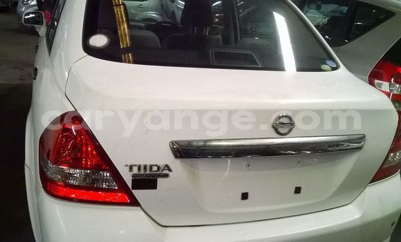 Buy Used Nissan 350Z White Car in Walvis Bay in Namibia Buy Used Nissan 350Z White Car in Walvis Bay in Namibia