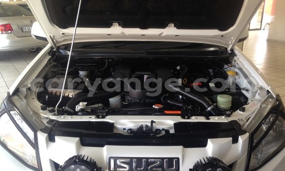 Buy Used Isuzu KB White Car in Arandis in Kunene Buy Used Isuzu KB White Car in Arandis in Kunene