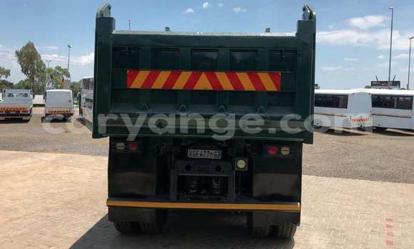 Buy Used Mercedes‒Benz 1117 Green Truck in Windhoek in Namibia Buy Used Mercedes‒Benz 1117 Green Truck in Windhoek in Namibia