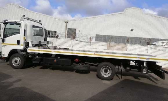 Buy Used Isuzu FTR 850 White Truck in Windhoek in Namibia Buy Used Isuzu FTR 850 White Truck in Windhoek in Namibia