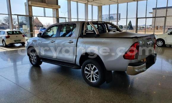 Acheter Occasion Voiture Toyota Hilux Gris à Karasburg, Karas Acheter Occasion Voiture Toyota Hilux Gris à Karasburg, Karas