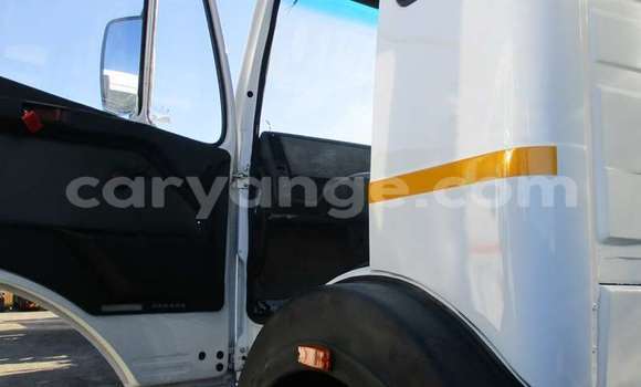 Acheter Occasion Utilitaire Mercedes‒Benz Tipper Blanc à Karasburg, Karas Acheter Occasion Utilitaire Mercedes‒Benz Tipper Blanc à Karasburg, Karas