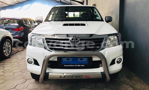 Buy Used Toyota Hilux White Car in Grootfontein in Namibia Buy Used Toyota Hilux White Car in Grootfontein in Namibia