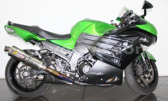Buy Used Kawasaki ZZR Green Bike in Grootfontein in Namibia Buy Used Kawasaki ZZR Green Bike in Grootfontein in Namibia