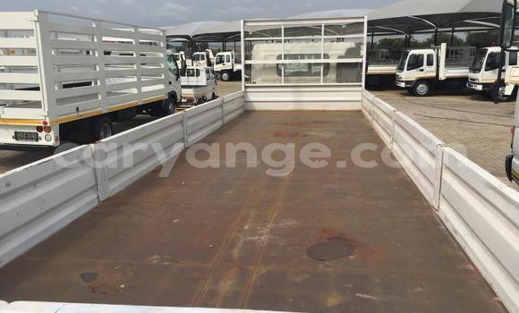 Acheter Occasion Utilitaire Hino Ranger Blanc à Warmbad, Karas Acheter Occasion Utilitaire Hino Ranger Blanc à Warmbad, Karas