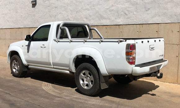 Buy Used Mazda BT-50 White Car in Windhoek in Namibia Buy Used Mazda BT-50 White Car in Windhoek in Namibia
