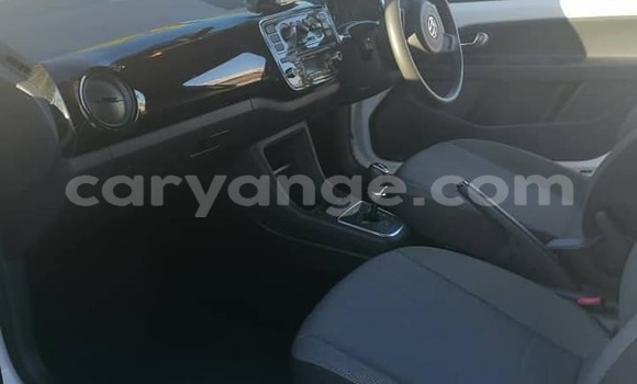 Acheter Occasion Voiture Volkswagen up! Gris à Windhoek, Namibie Acheter Occasion Voiture Volkswagen up! Gris à Windhoek, Namibie