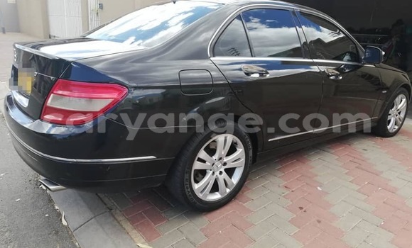 Acheter Occasion Voiture Mercedes-Benz C–Class Noir à Windhoek, Namibie Acheter Occasion Voiture Mercedes-Benz C–Class Noir à Windhoek, Namibie