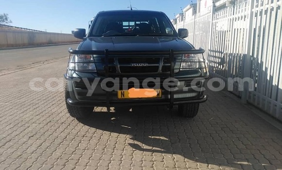 Acheter Occasion Voiture Isuzu KB Noir à Windhoek, Namibie Acheter Occasion Voiture Isuzu KB Noir à Windhoek, Namibie