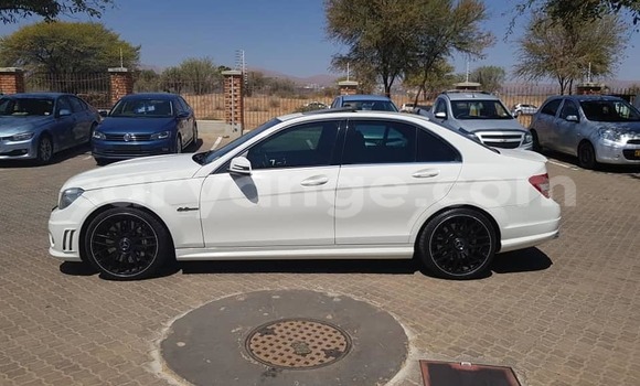 Acheter Occasion Voiture Mercedes-Benz C–Class Blanc à Windhoek, Namibie Acheter Occasion Voiture Mercedes-Benz C–Class Blanc à Windhoek, Namibie