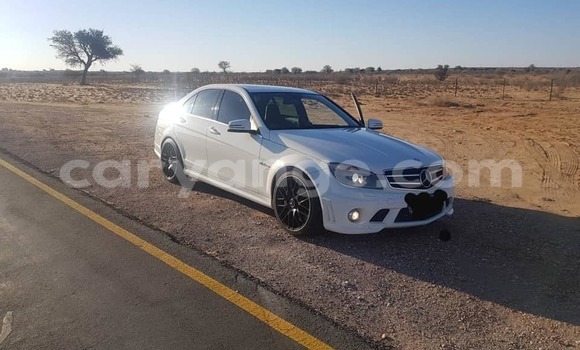 Acheter Occasion Voiture Mercedes-Benz C–Class Blanc à Windhoek, Namibie Acheter Occasion Voiture Mercedes-Benz C–Class Blanc à Windhoek, Namibie