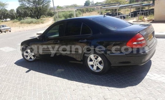 Acheter Occasion Voiture BMW 3–Series Noir à Windhoek, Namibie Acheter Occasion Voiture BMW 3–Series Noir à Windhoek, Namibie