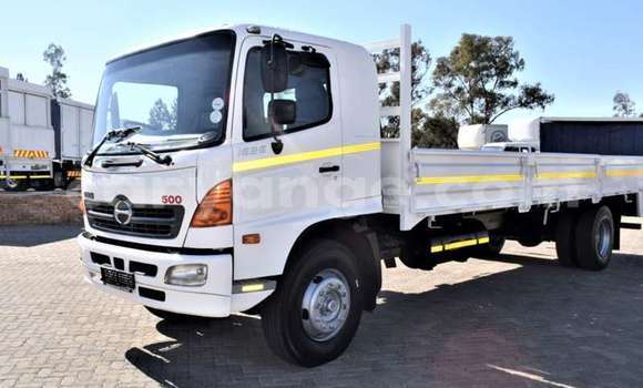 Buy Used Hino Ranger White Truck in Karasburg in Karas