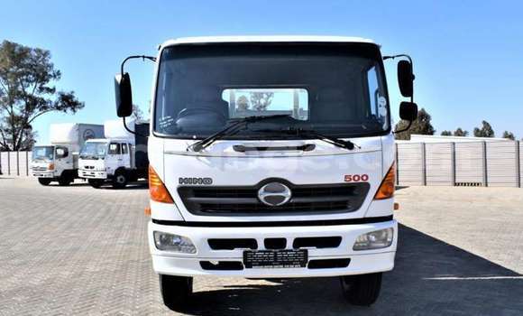 Acheter Occasion Utilitaire Hino Ranger Blanc à Karasburg, Karas Acheter Occasion Utilitaire Hino Ranger Blanc à Karasburg, Karas