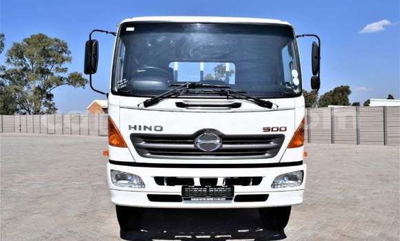 Acheter Occasion Utilitaire Hino Ranger Blanc à Karasburg, Karas Acheter Occasion Utilitaire Hino Ranger Blanc à Karasburg, Karas