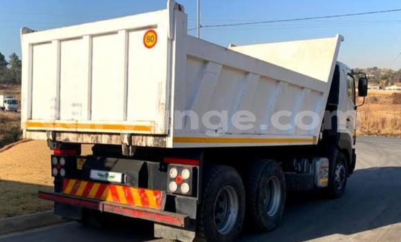 Acheter Occasion Utilitaire Hino Ranger Blanc à Karasburg, Karas Acheter Occasion Utilitaire Hino Ranger Blanc à Karasburg, Karas