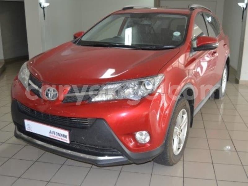 Big with watermark toyotarav42014