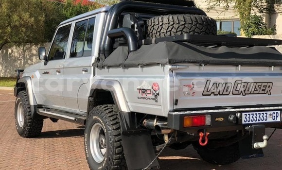 Buy Used Toyota Land Cruiser Silver Car in Windhoek in Namibia Buy Used Toyota Land Cruiser Silver Car in Windhoek in Namibia
