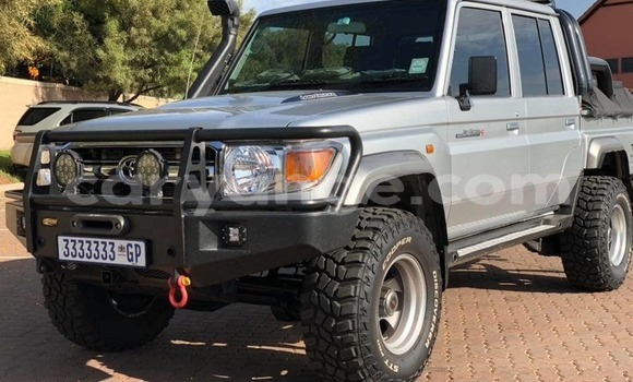 Buy Used Toyota Land Cruiser Silver Car in Windhoek in Namibia Buy Used Toyota Land Cruiser Silver Car in Windhoek in Namibia