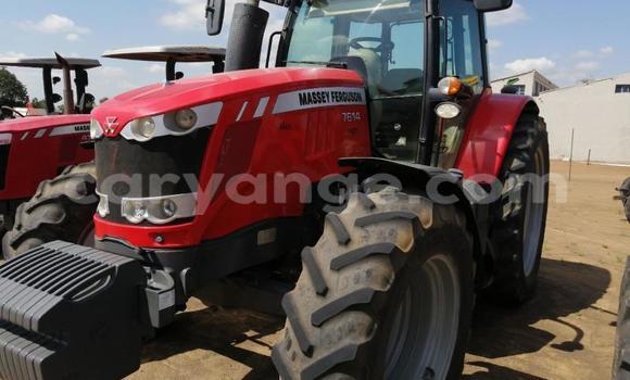 Buy Used Caterpillar 120 Red Truck in Grootfontein in Namibia
