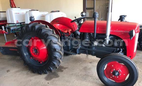 Buy Used Caterpillar 120 Red Truck in Grootfontein in Namibia