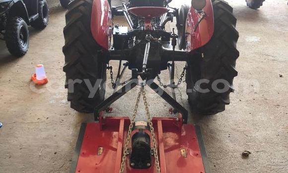 Buy Used Caterpillar 120 Red Truck in Grootfontein in Namibia Buy Used Caterpillar 120 Red Truck in Grootfontein in Namibia