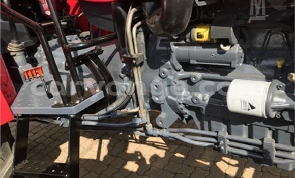 Buy Used Caterpillar 120 Red Truck in Grootfontein in Namibia Buy Used Caterpillar 120 Red Truck in Grootfontein in Namibia