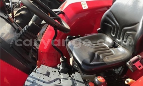 Buy Used Caterpillar 120 Red Truck in Grootfontein in Namibia Buy Used Caterpillar 120 Red Truck in Grootfontein in Namibia