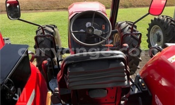 Buy Used Caterpillar 120 Red Truck in Grootfontein in Namibia Buy Used Caterpillar 120 Red Truck in Grootfontein in Namibia