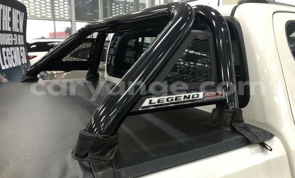 Acheter Occasion Voiture Toyota Hilux Blanc à Grootfontein, Namibie Acheter Occasion Voiture Toyota Hilux Blanc à Grootfontein, Namibie