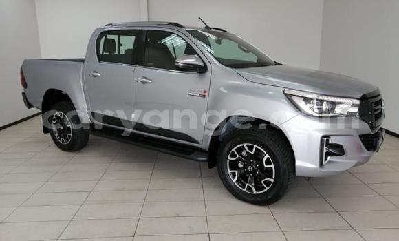 Buy Used Toyota Hilux Silver Car in Windhoek in Namibia