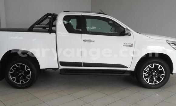 Buy Used Toyota Hilux White Car in Windhoek in Namibia Buy Used Toyota Hilux White Car in Windhoek in Namibia