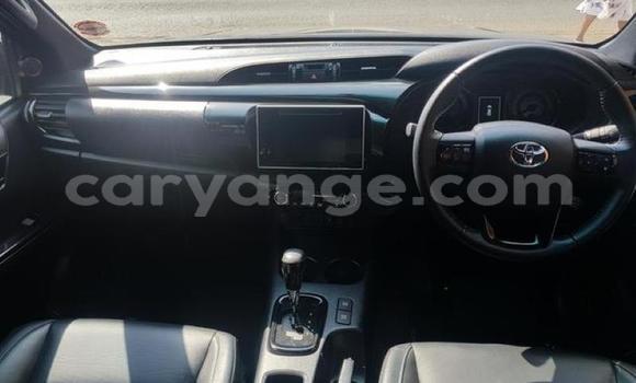 Buy Used Toyota Hilux Silver Car in Gobabis in Omaheke Buy Used Toyota Hilux Silver Car in Gobabis in Omaheke