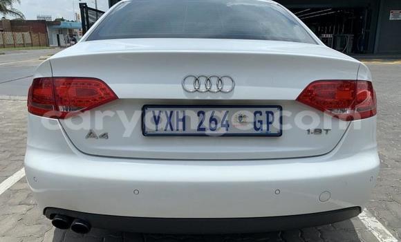 Acheter Occasion Voiture Audi A4 Blanc à Gobabis, Omaheke Acheter Occasion Voiture Audi A4 Blanc à Gobabis, Omaheke