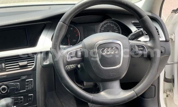 Acheter Occasion Voiture Audi A4 Blanc à Gobabis, Omaheke Acheter Occasion Voiture Audi A4 Blanc à Gobabis, Omaheke