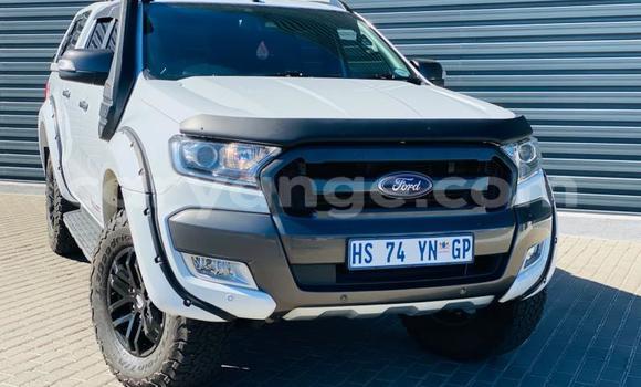 Acheter Occasion Voiture Ford Ranger Blanc à Import - Dubai, Namibie Acheter Occasion Voiture Ford Ranger Blanc à Import - Dubai, Namibie