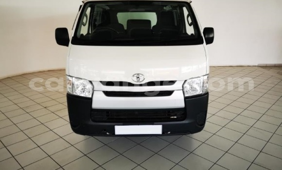 Buy Used Toyota Hi Ace White Car in Windhoek in Namibia Buy Used Toyota Hi Ace White Car in Windhoek in Namibia