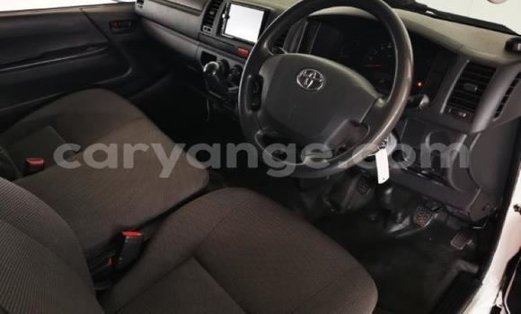 Buy Used Toyota Hi Ace White Car in Windhoek in Namibia Buy Used Toyota Hi Ace White Car in Windhoek in Namibia