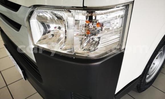 Buy Used Toyota Hi Ace White Car in Windhoek in Namibia Buy Used Toyota Hi Ace White Car in Windhoek in Namibia