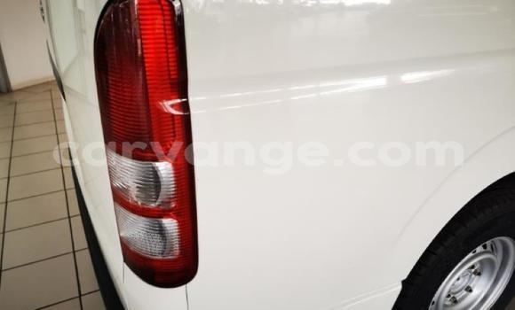 Buy Used Toyota Hi Ace White Car in Windhoek in Namibia Buy Used Toyota Hi Ace White Car in Windhoek in Namibia