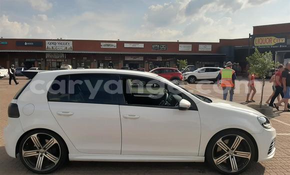 Buy Used Volkswagen Golf R White Car in Gobabis in Omaheke Buy Used Volkswagen Golf R White Car in Gobabis in Omaheke