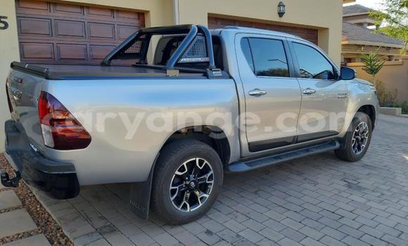 Acheter Occasion Voiture Toyota Hilux Gris à Gobabis, Omaheke Acheter Occasion Voiture Toyota Hilux Gris à Gobabis, Omaheke