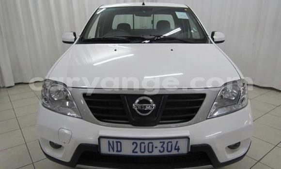Buy Used Nissan NV200 White Car in Import - Dubai in Namibia Buy Used Nissan NV200 White Car in Import - Dubai in Namibia