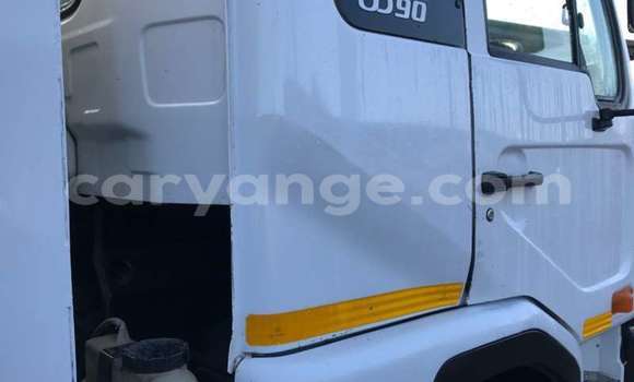 Acheter Occasion Utilitaire Nissan UD Blanc à Gobabis, Omaheke Acheter Occasion Utilitaire Nissan UD Blanc à Gobabis, Omaheke