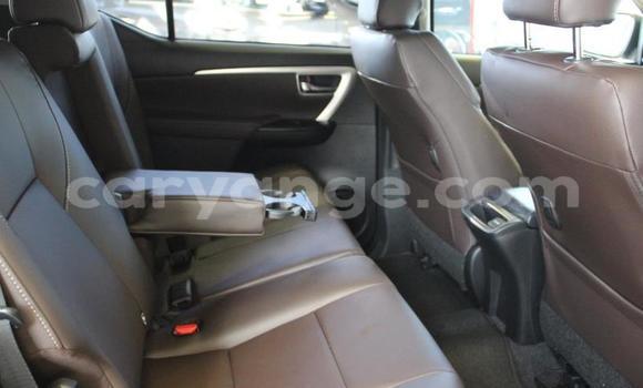 Acheter Occasion Voiture Toyota Fortuner Blanc à Gobabis, Omaheke Acheter Occasion Voiture Toyota Fortuner Blanc à Gobabis, Omaheke