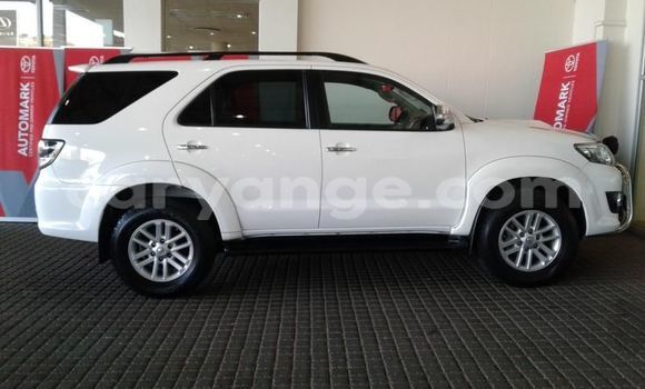 Buy Used Toyota Fortuner White Car in Arandis in Kunene Buy Used Toyota Fortuner White Car in Arandis in Kunene