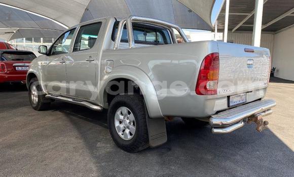 Buy Used Toyota Hilux Silver Car in Import - Dubai in Namibia Buy Used Toyota Hilux Silver Car in Import - Dubai in Namibia