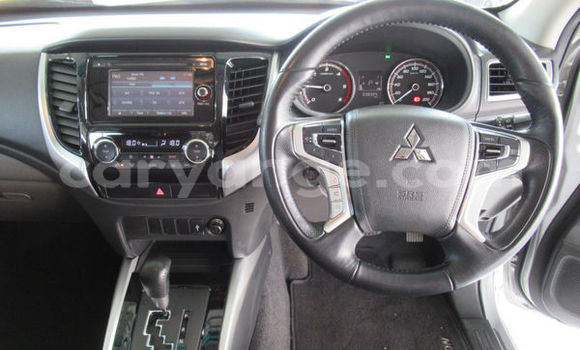 Buy Used Mitsubishi Triton Silver Car in Aranos in Hardap Buy Used Mitsubishi Triton Silver Car in Aranos in Hardap