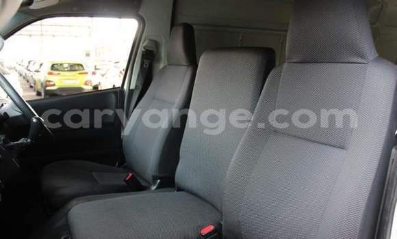 Acheter Occasion Voiture Toyota Avanza Blanc à Windhoek, Namibie Acheter Occasion Voiture Toyota Avanza Blanc à Windhoek, Namibie